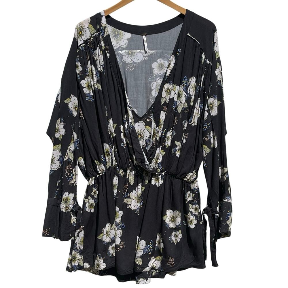 FREE PEOPLE Women’s Tuscan Dreams Soft Black Floral Draped Front Tunic - Picture 2 of 5